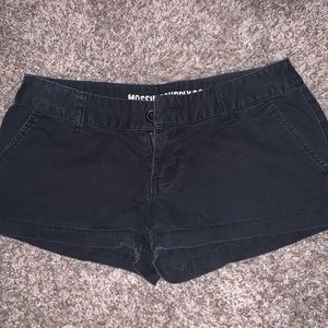 Low rise black shorts